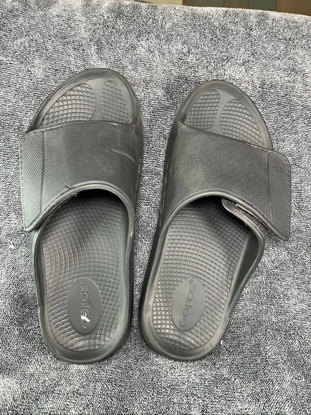 OOFOS OOahh Sport Flex Recovery Sandals Black Men's 9 / Women's 11 Adjustable Sl